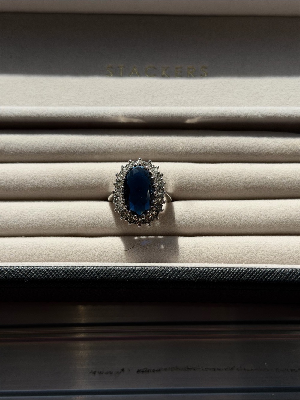 Vintage Dark Blue Oval Glass Halo Cluster Cocktail Ring